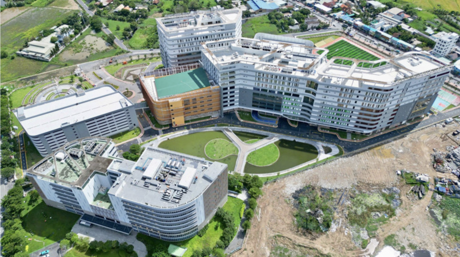 TP.HCM đầu tư hạ tầng y tế quy mô lớn, từng bước giảm quá tải hệ thống chăm sóc sức khỏe